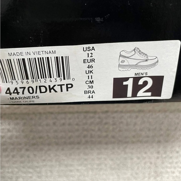 NWB Skechers Men's Size 12 Utility Leather Upper Lug Sole Outdoor Work Boots - Picture 8 of 9